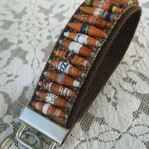 Paper Beaded Key Fob using tube shaped paper beads