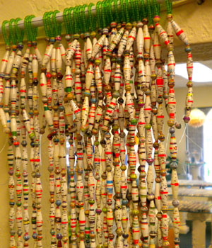 Paper Bead Curtain Archives Paperbeads Org Paper Beads And Jewelry