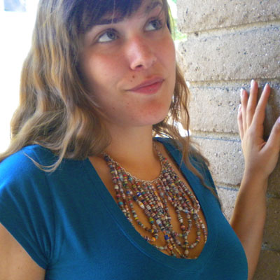 A Scalloped Paper Bead Necklace